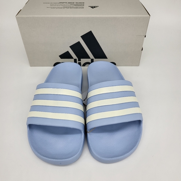 New adidas Adilette Aqua Slides Glow Blue Zero Metalic Women's Size 9 - Picture 3 of 7